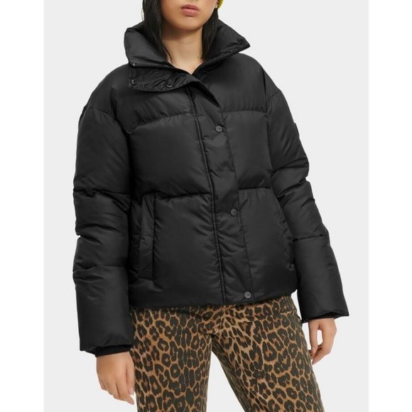 UGG Australia Women's Vickie Puffer Jacket Insulated Full Zip Size M NEW! - Picture 2 of 5